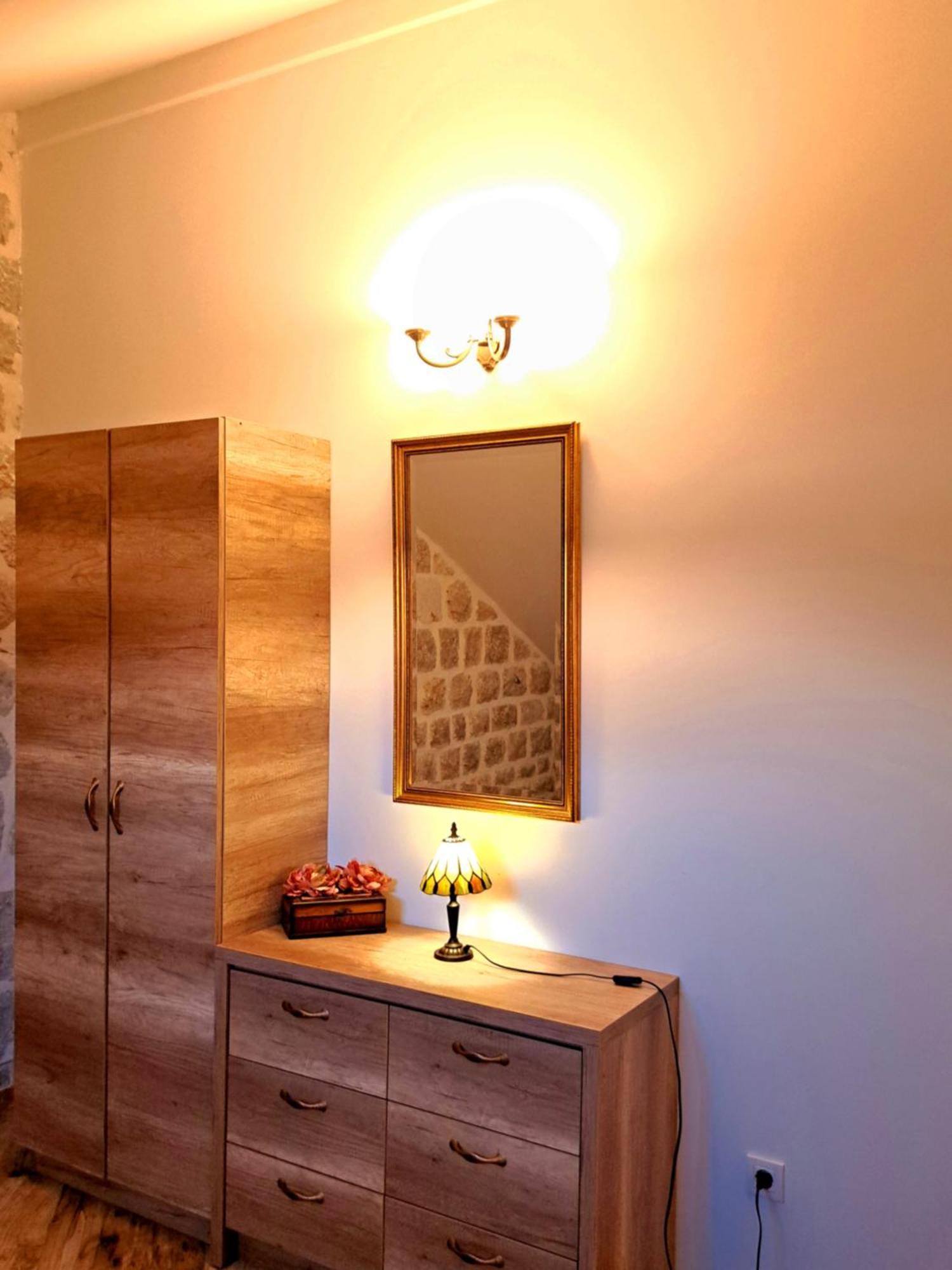 Apartment Radimiri Kotor Extérieur photo
